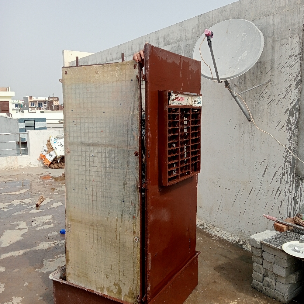 Coolar in a full working condition with a working motor