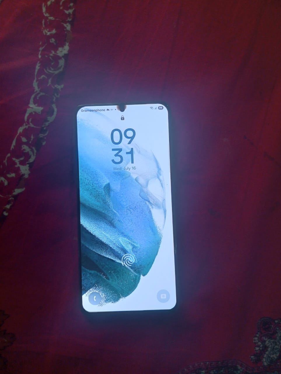 Full freesh phone,kono problem nai.