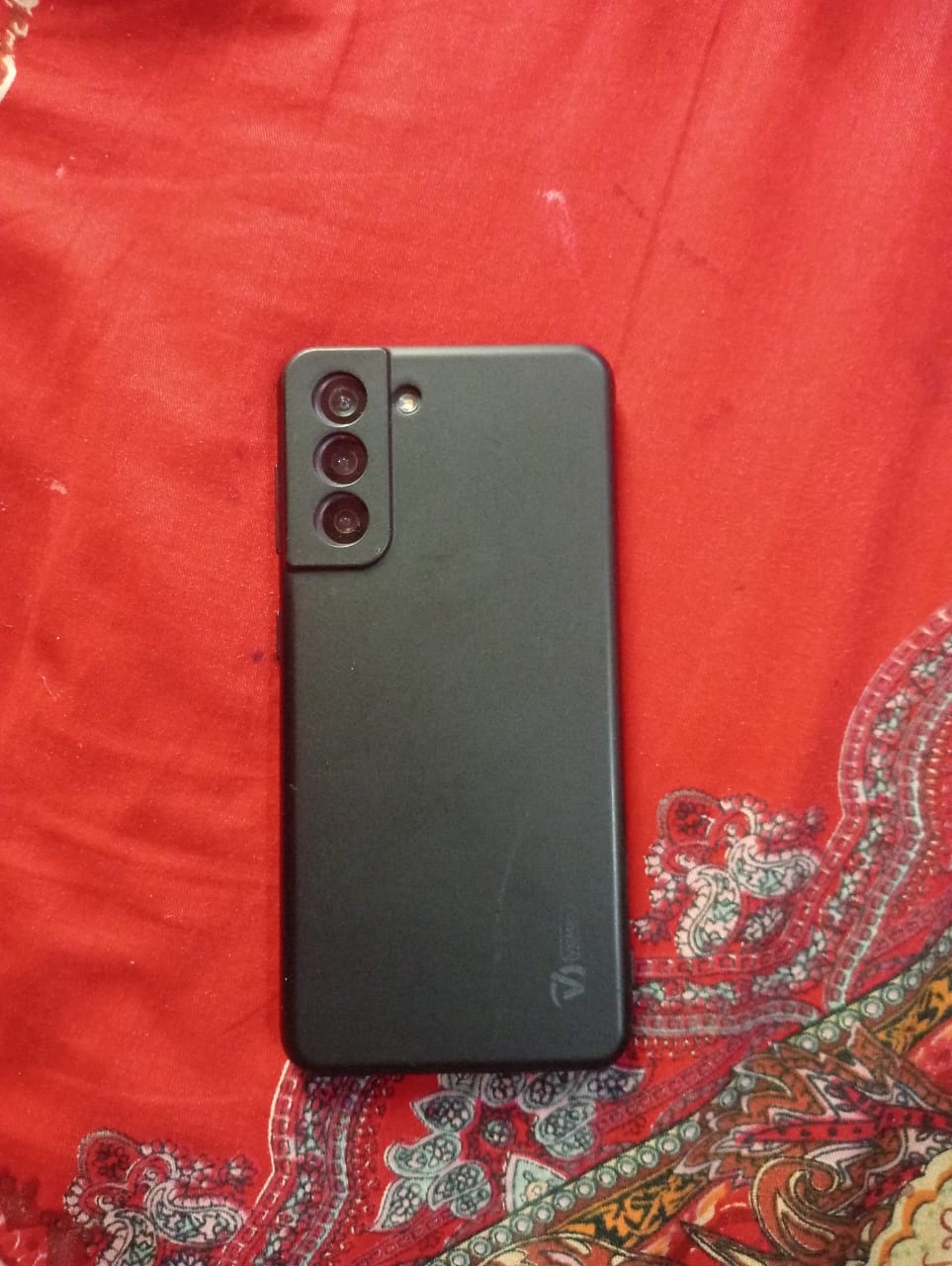 Full freesh phone,kono problem nai.