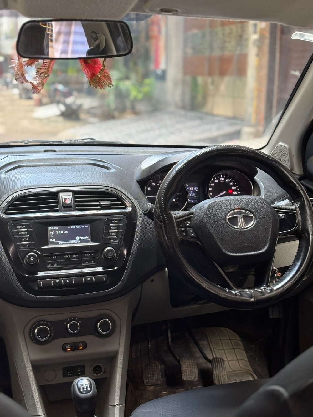 2019 Tiago xz petrol all original
