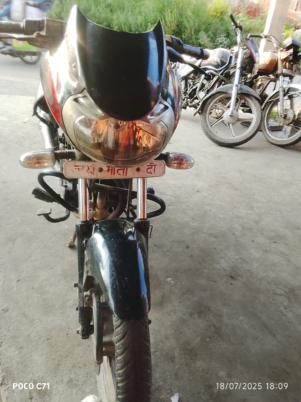1hand bike documents available in the Real