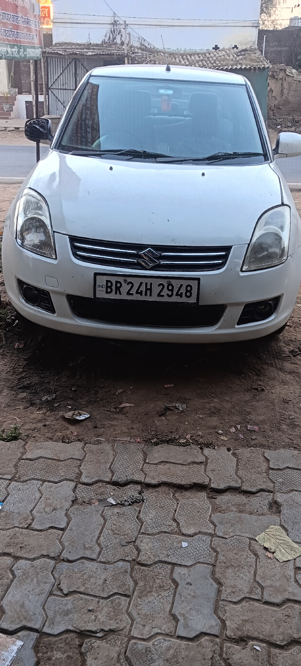 Swift dizar 2009 modal pepar fel ho gya hai