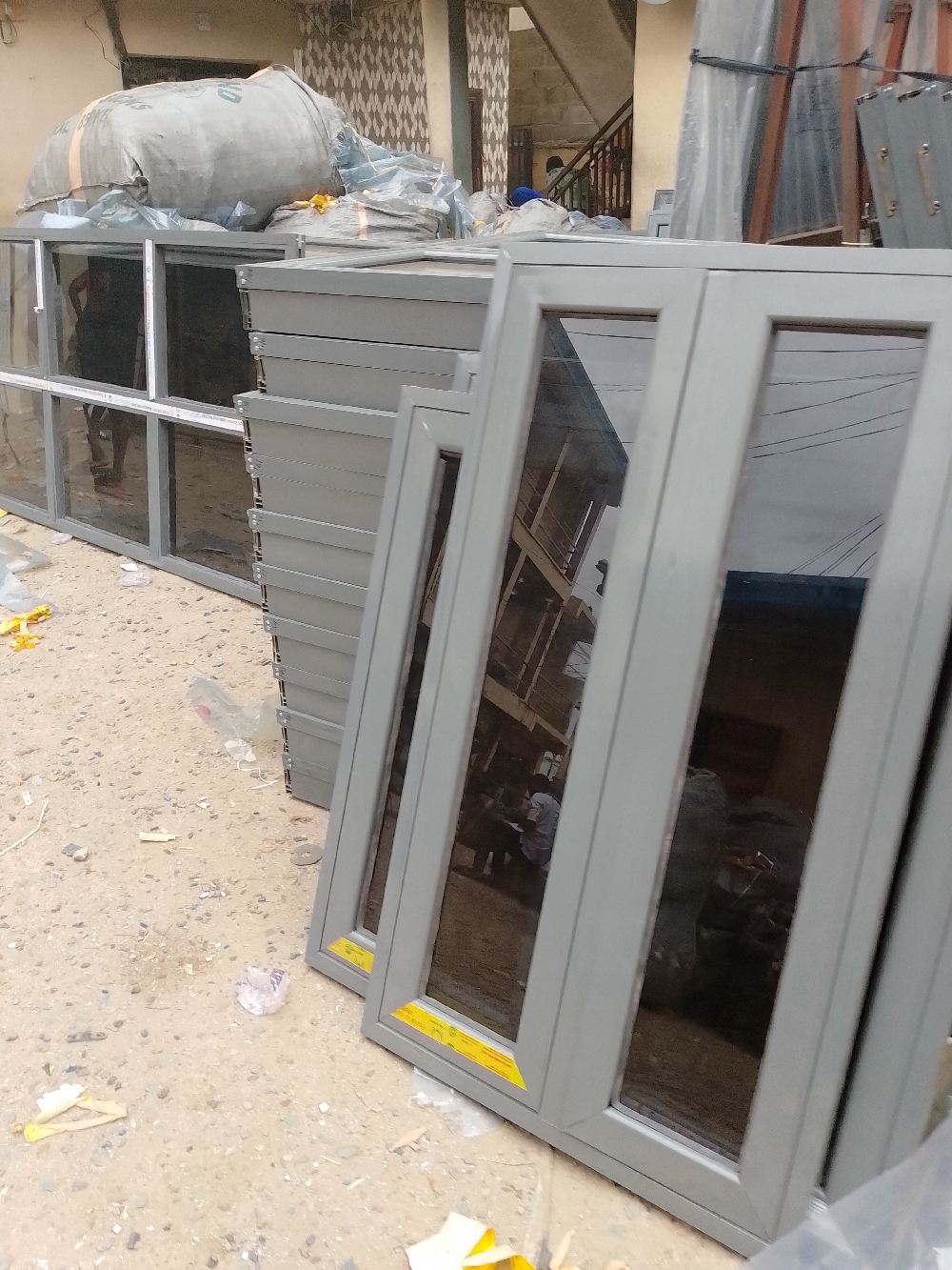 Aluminum Casement windows with burglary and mosquitos Net