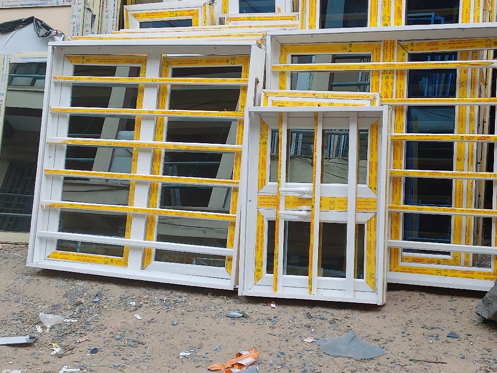 Aluminum Casement windows with burglary and mosquitos Net