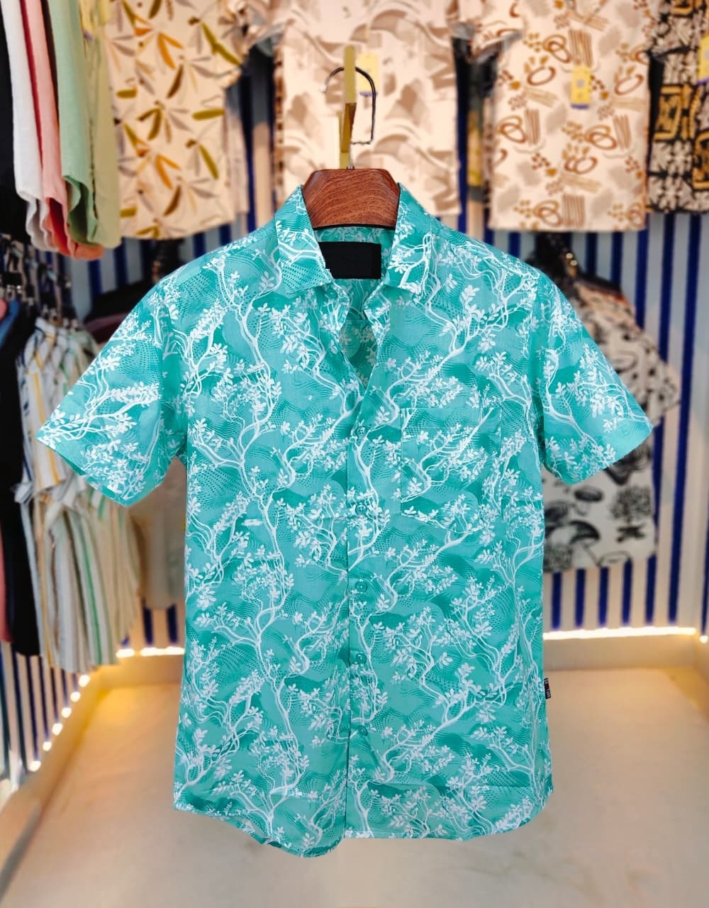 পণ্যের বিবরণ Pure Cotton Half Sleeve Print Shirt Fabrics :
