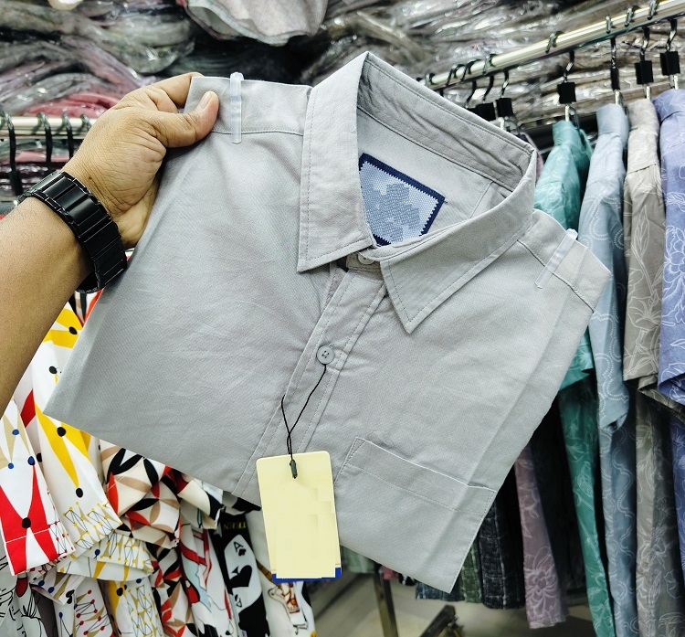 পণ্যের বিবরণ Premium Solid Shirt (Full Sleeve) Fabrics- Oxford Cotton