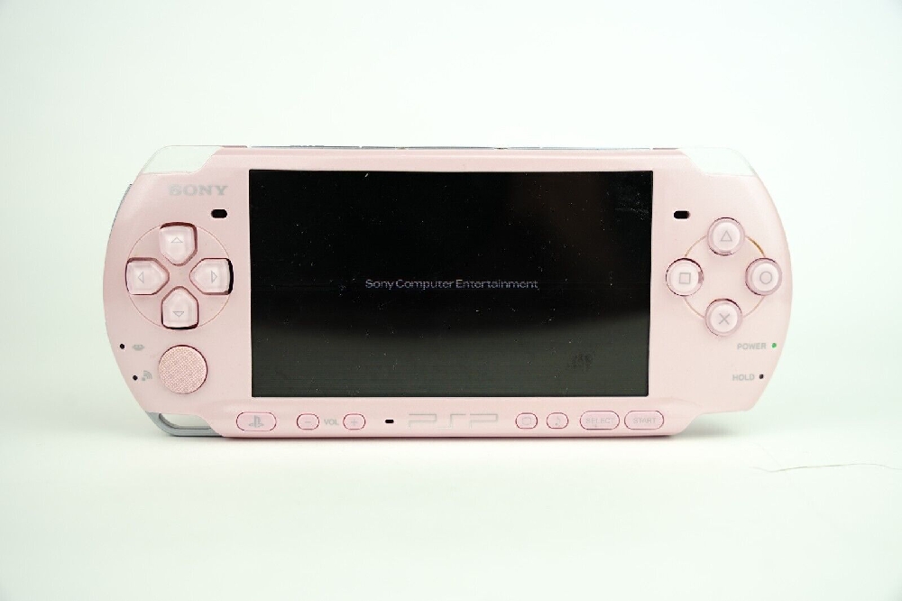 Sony PlayStation PSP 1000/2000/3000 Console with Charger/New Battery Region Free