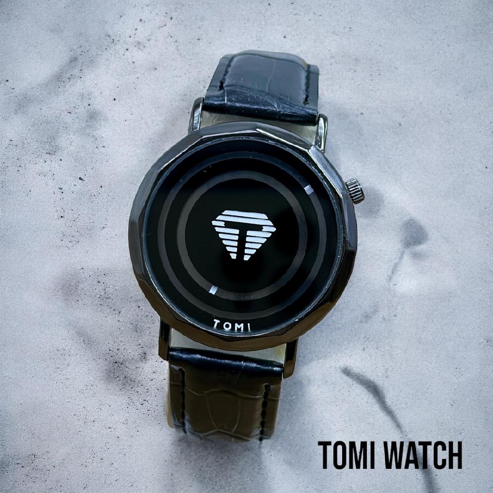 Men's Movemen: Quartz, Water Resistance Watch • Material: Leather •