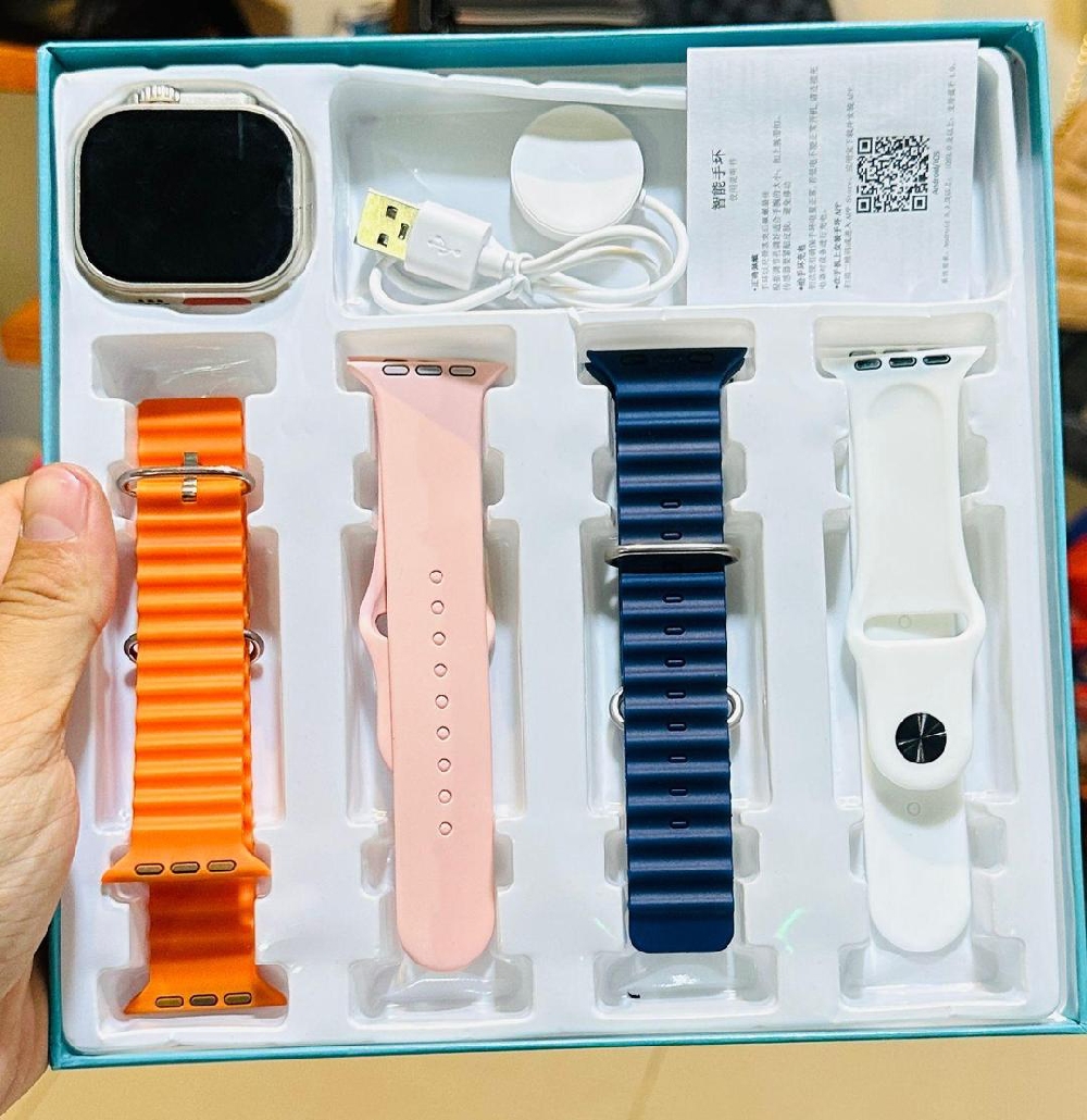 Smart watch Smartwatch Highlights: Material: Aluminium | Color: Multicolor Bluetooth