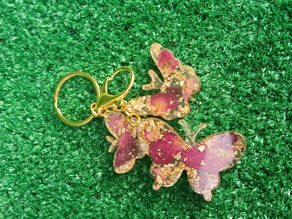 Resin keychain