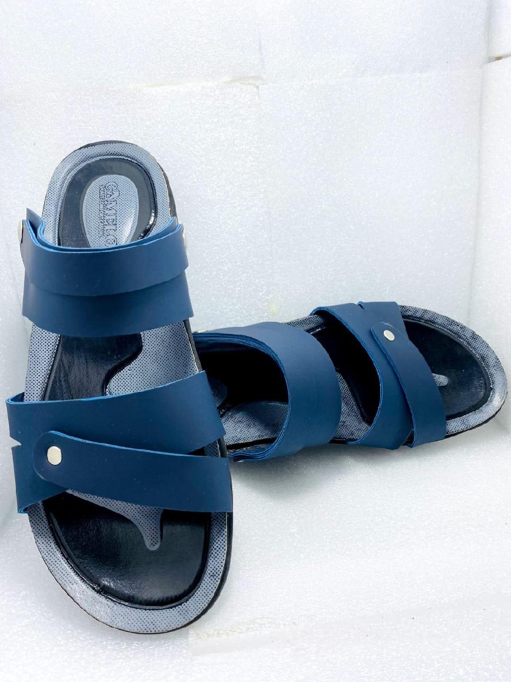 Men's casual leather sandals Men’s blue synthetic leather casual sandals.