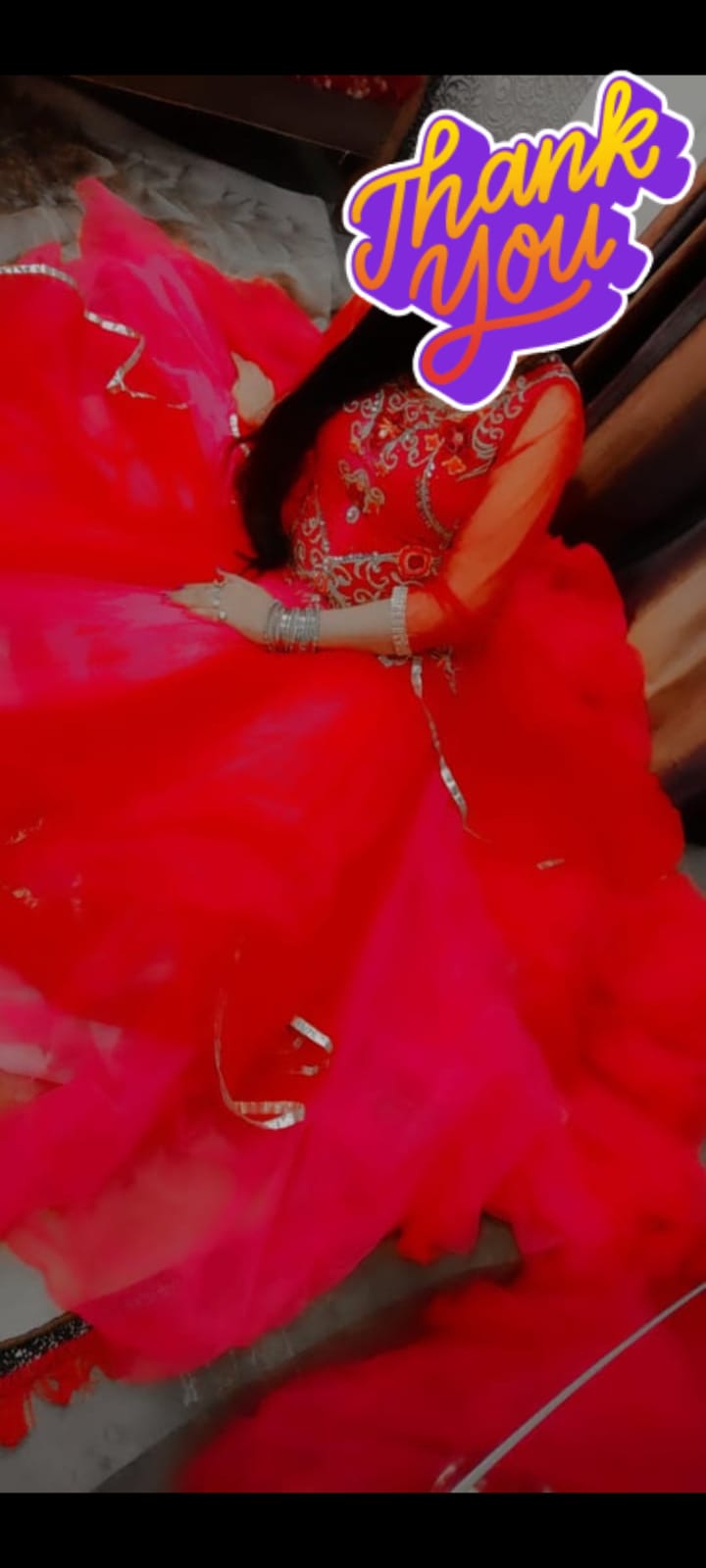 Party wear gown 5 din use Kiya hua red colour