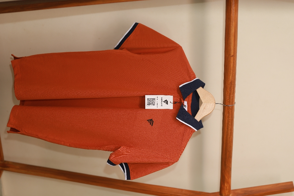 Feel Rich Without Saying a Word. The new FABRILANE Polo