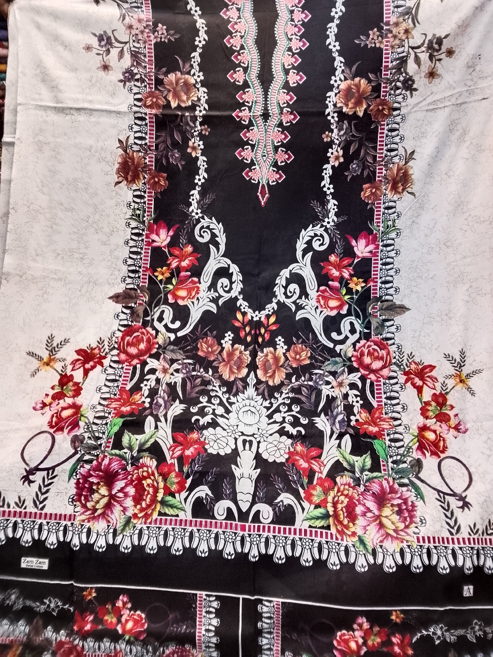 Digital Print Three Piece 𝐅𝐚𝐛𝐫𝐢𝐜 : Cotton Silk 𝐊𝐚𝐦𝐢𝐣 long
