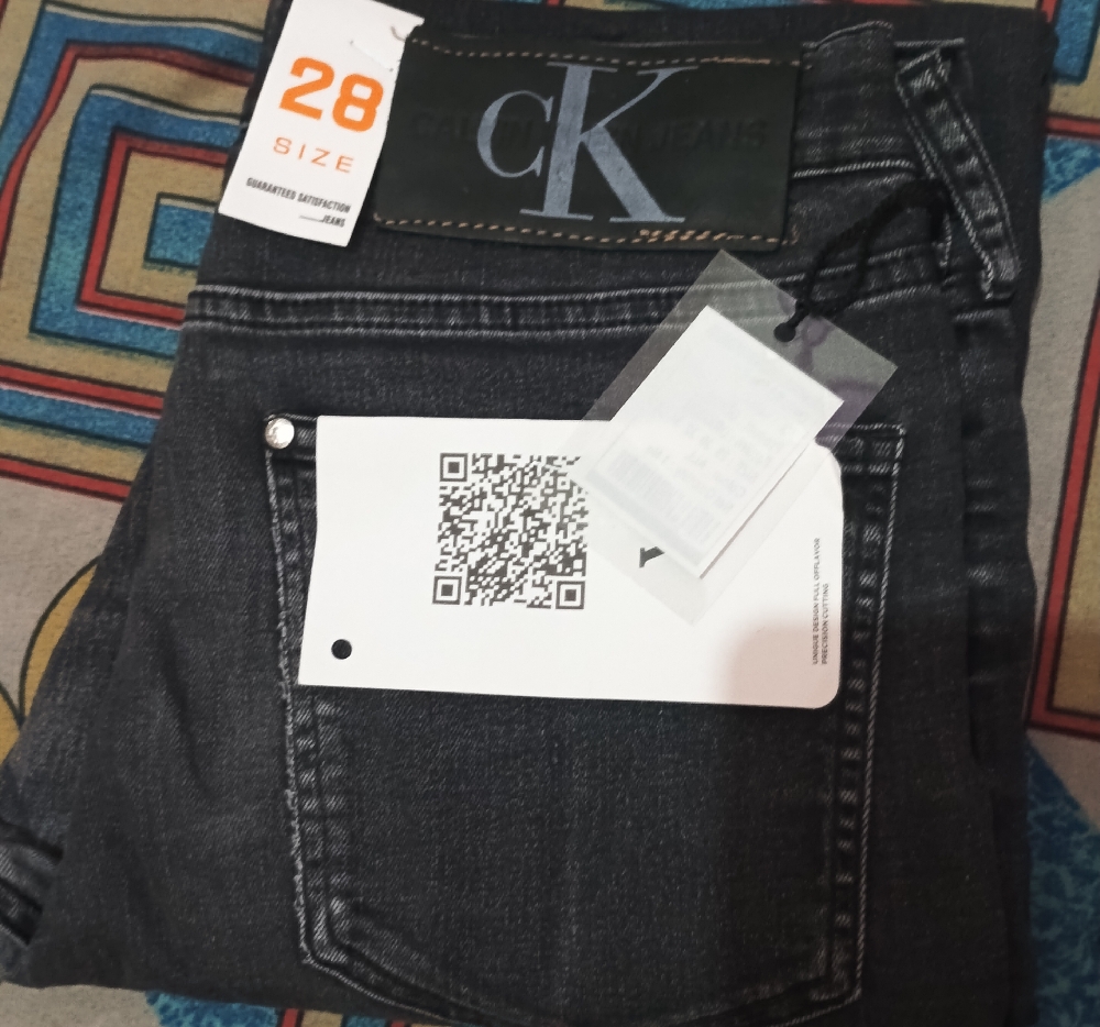 Mens Fashion. Jeans & Formal Pants Available. Colours Available. Price:250