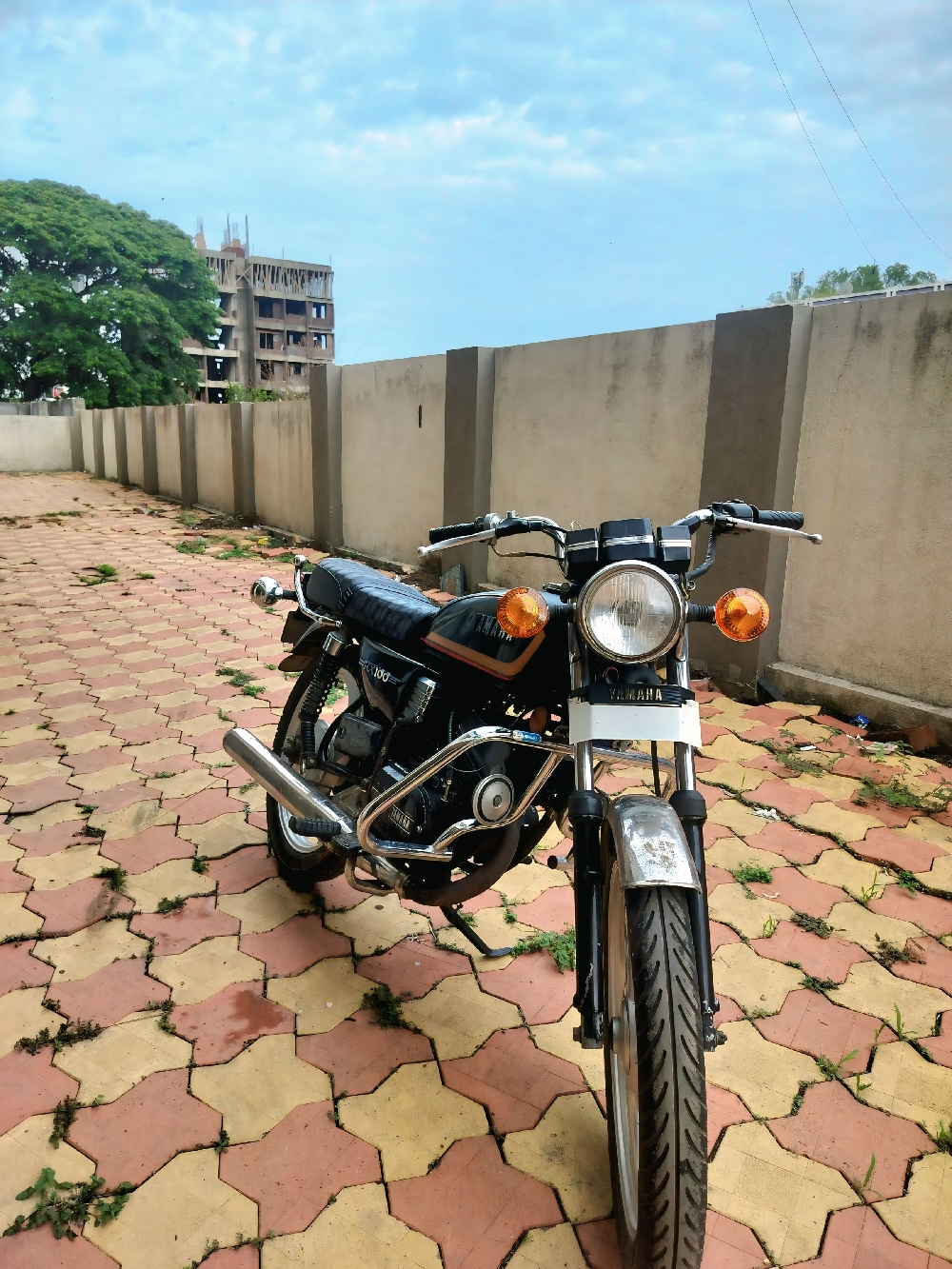Best Deal Original Rx 100 MP passing only RC book