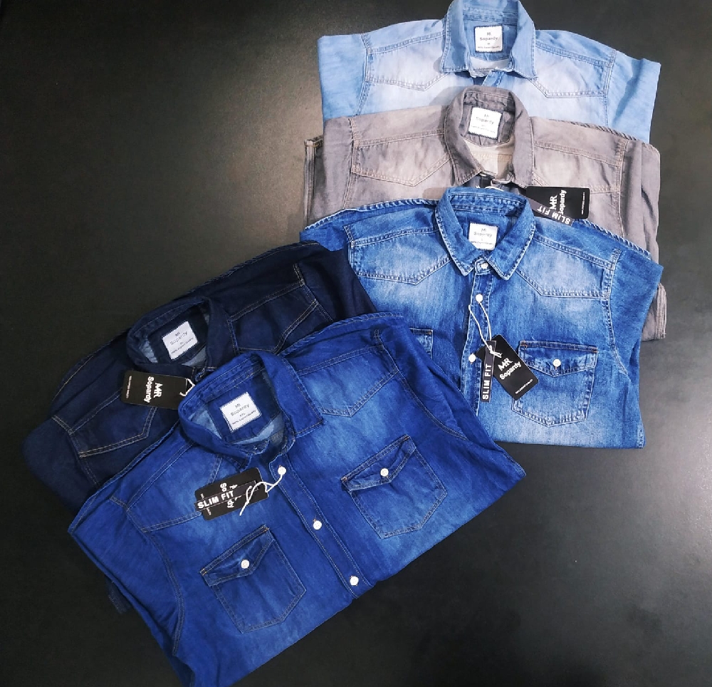 Exclusive men's denim shirt ❄️❄️❄️ Size:M/L/XL/XXL Ratio:2+4+4+1 Fabric:Denim MOQ:11pcs For