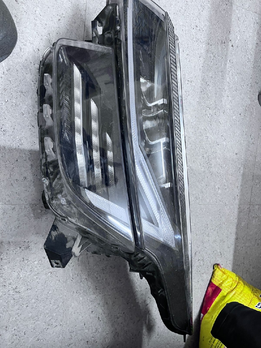 Kia seltos 2024 model headlight RHS AND IHS