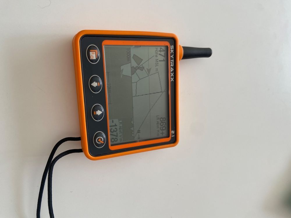 Skytraxx 2.1 Flarm + Fanet Variometer gebraucht thumbnail