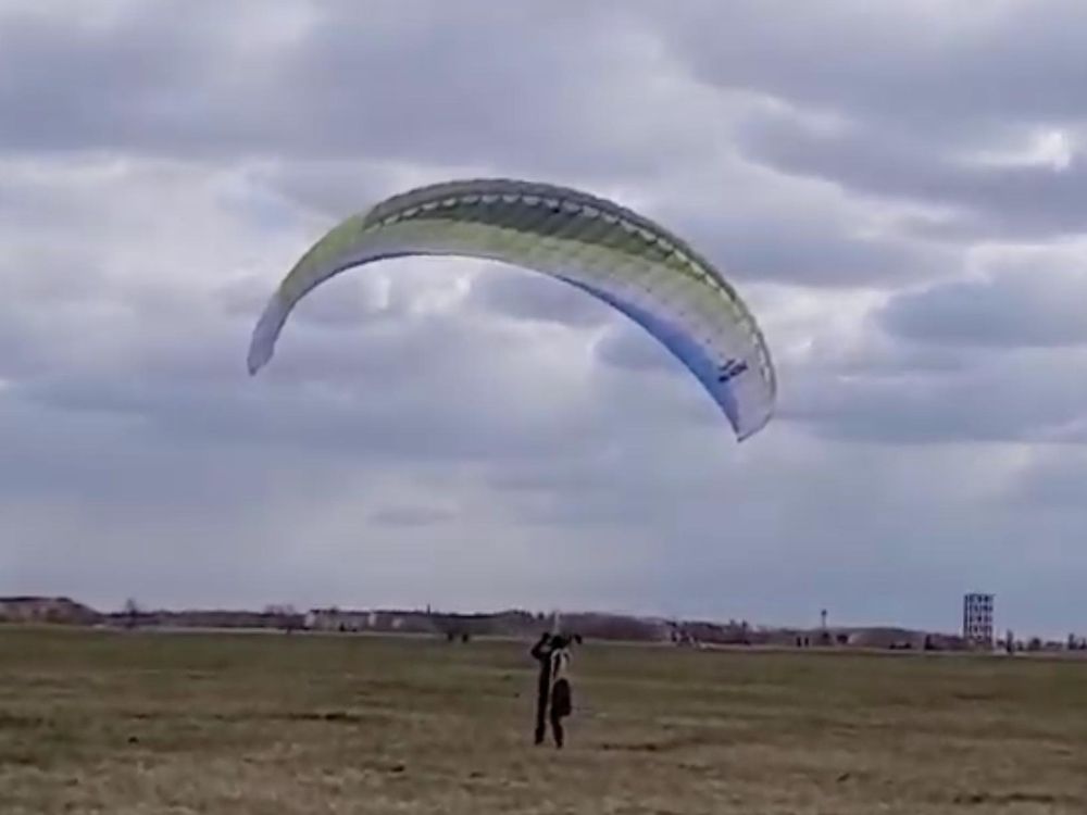 Papillon Raqoon 60 Gleitschirm 2021 gebraucht thumbnail