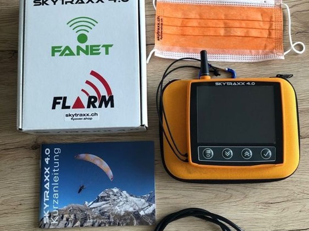 Skytraxx 4.0 mit Farbdisplay, Fanet und FLARM Variometer gebraucht thumbnail