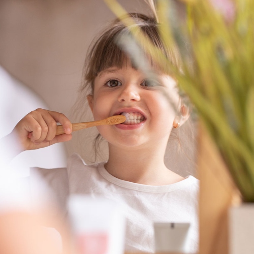 cepillo-bambu-ecologico-salud-oral-para-ninos-0
