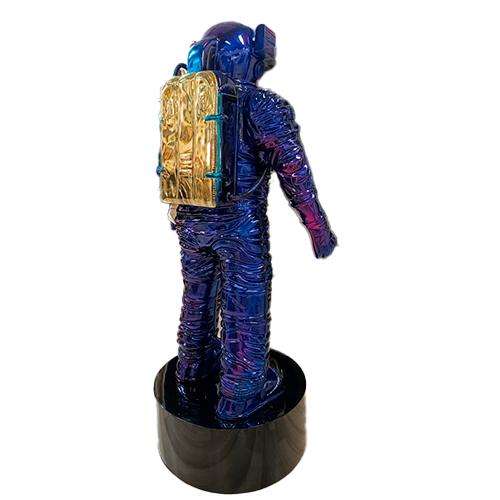 escultura-astronauta-tornasol-edicion-especial-1