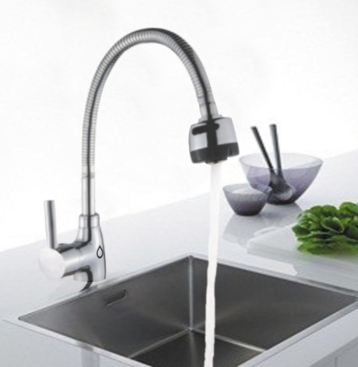 griferia-para-lavaplatos-cuello-flexible-confort-y-elegancia-en-tu-cocina-0