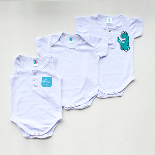conjunto-de-3-bodys-blanco-clasico-en-algodon-ropa-para-bebe-nino-0