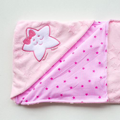 manta-de-lactancia-comodidad-y-estilo-para-mama-y-bebe-1