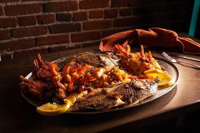Mixed Seafood In Hot Plate Platter