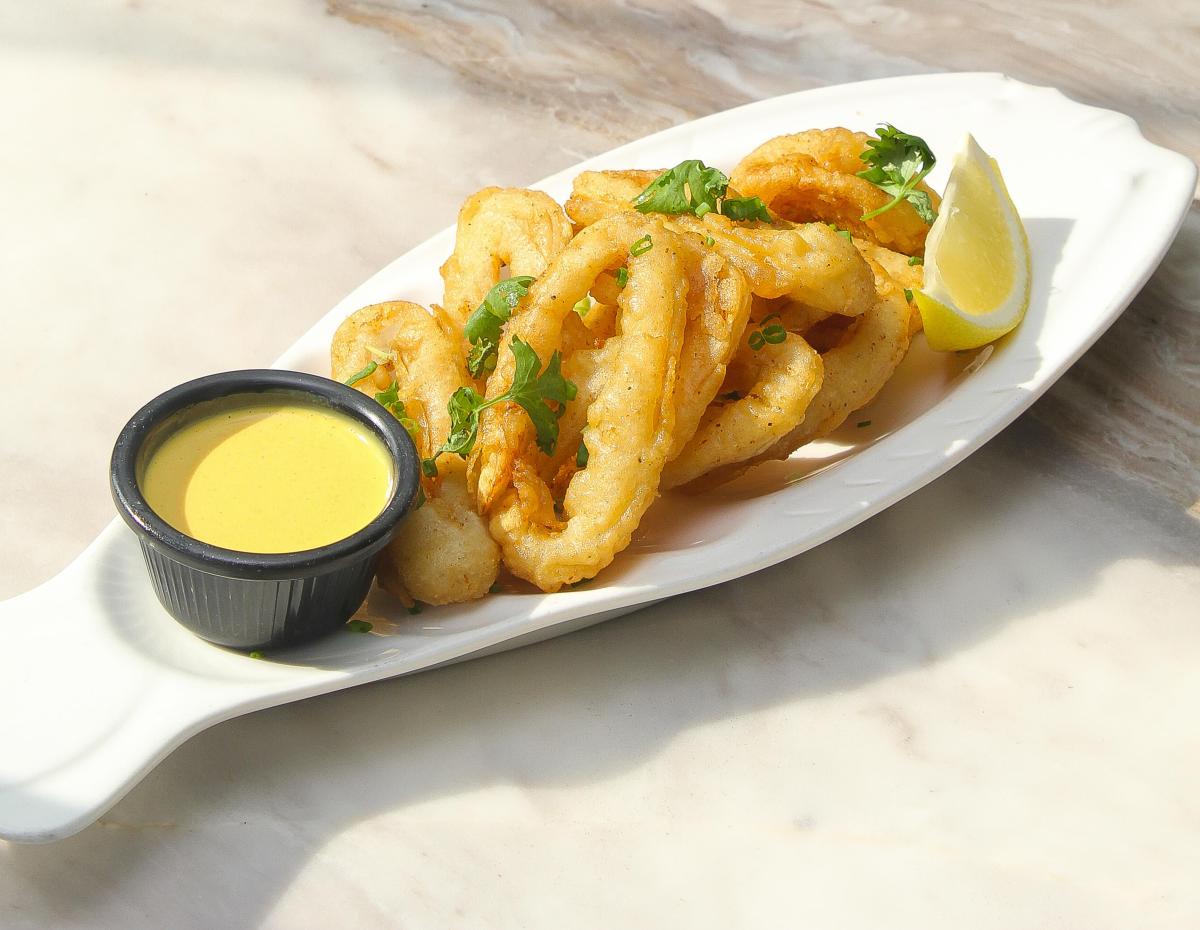 CRISPY CALAMARI