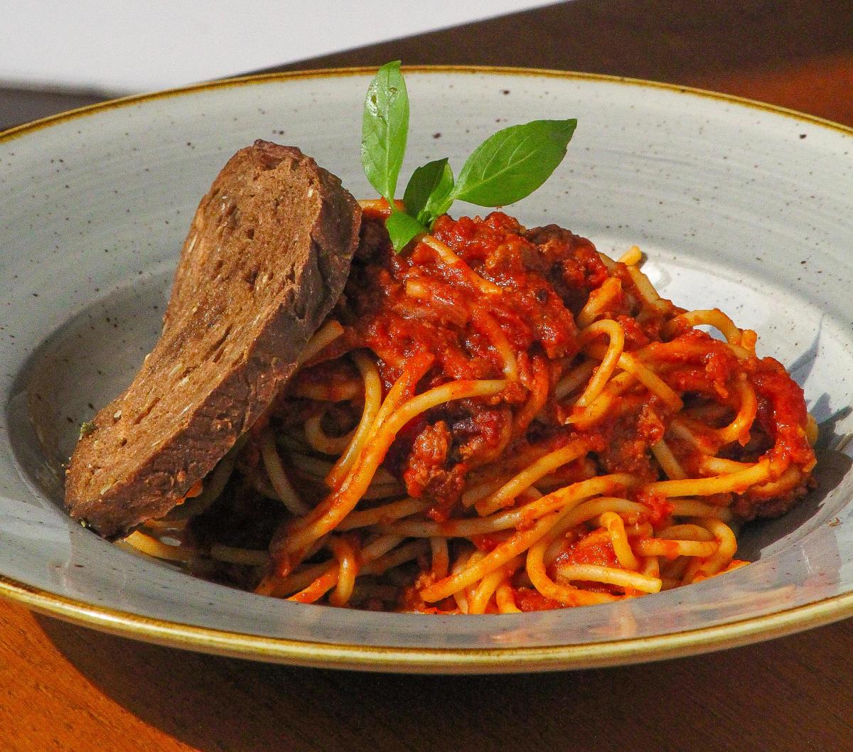 BOLOGNAISE