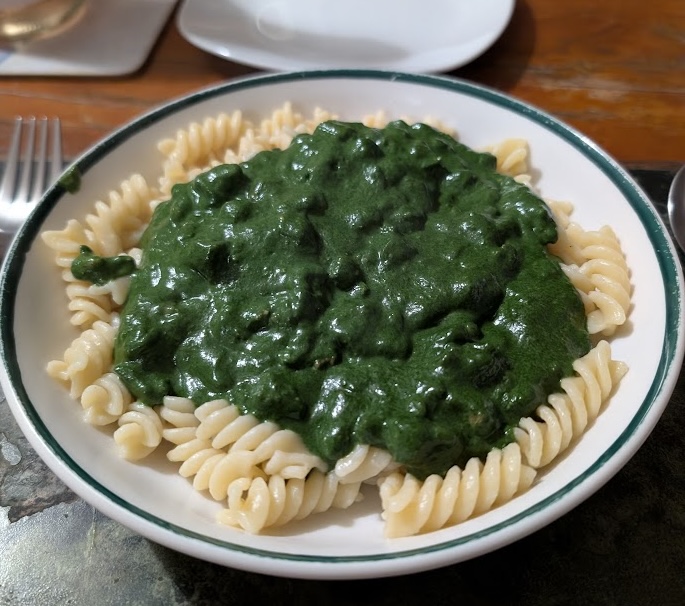 Blue cheese and spinach pasta