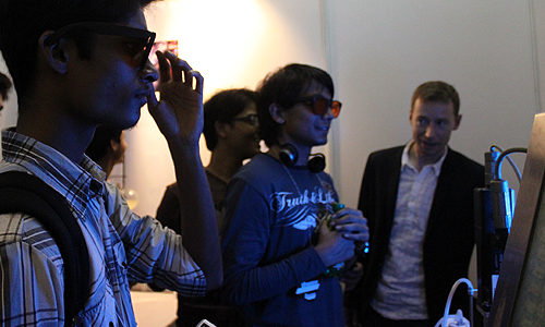 Looking at fluorescent bacteria, Techfest 2012, IIT Bombay, January 2012