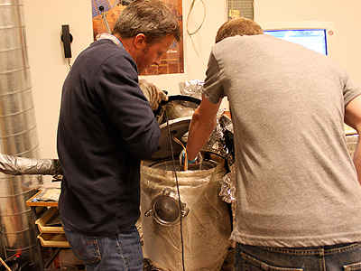 A difficult task was shuffling the roses into  UV-light, after the carousel stopped working &copy; c-lab 2009