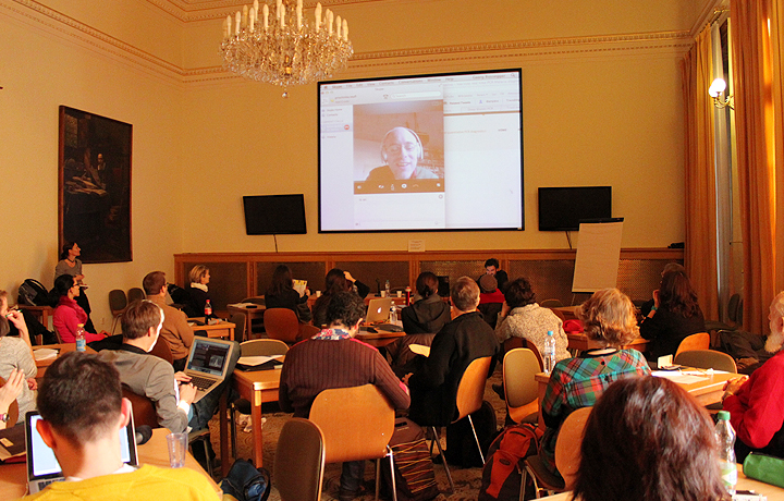 Lucas Evers' presentation - Art and Science - knowledge valorisation or not
