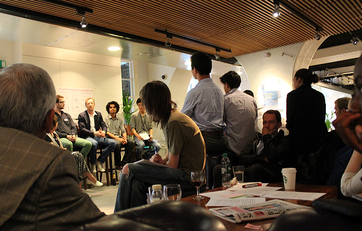 Speed Debate on Synthetic biology and Neuro-ethics