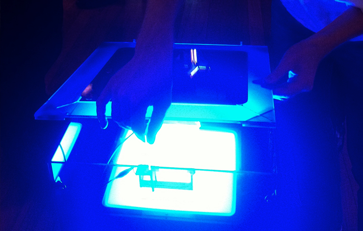 Customised box with Darkreader, Gel and DNA