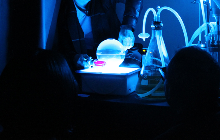 Howard Boland, Bacterial World