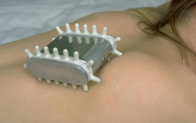 Tickle, 1998