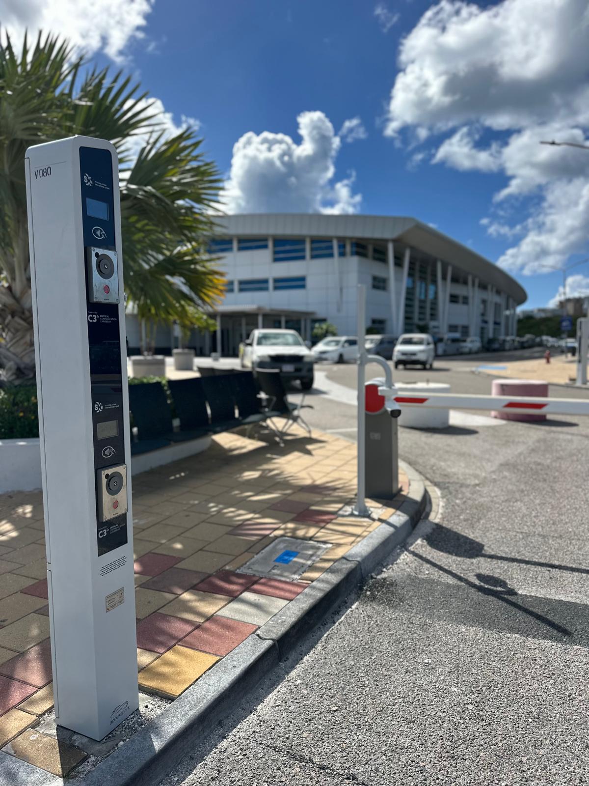 Modernizing Airport Access: A Comprehensive Parking and Communication Solution for Princess Juliana International Airport