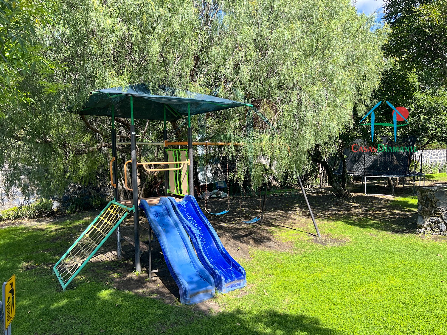Lomas de Angelópolis III Parque Quintana Roo - Juegos infantiles 1