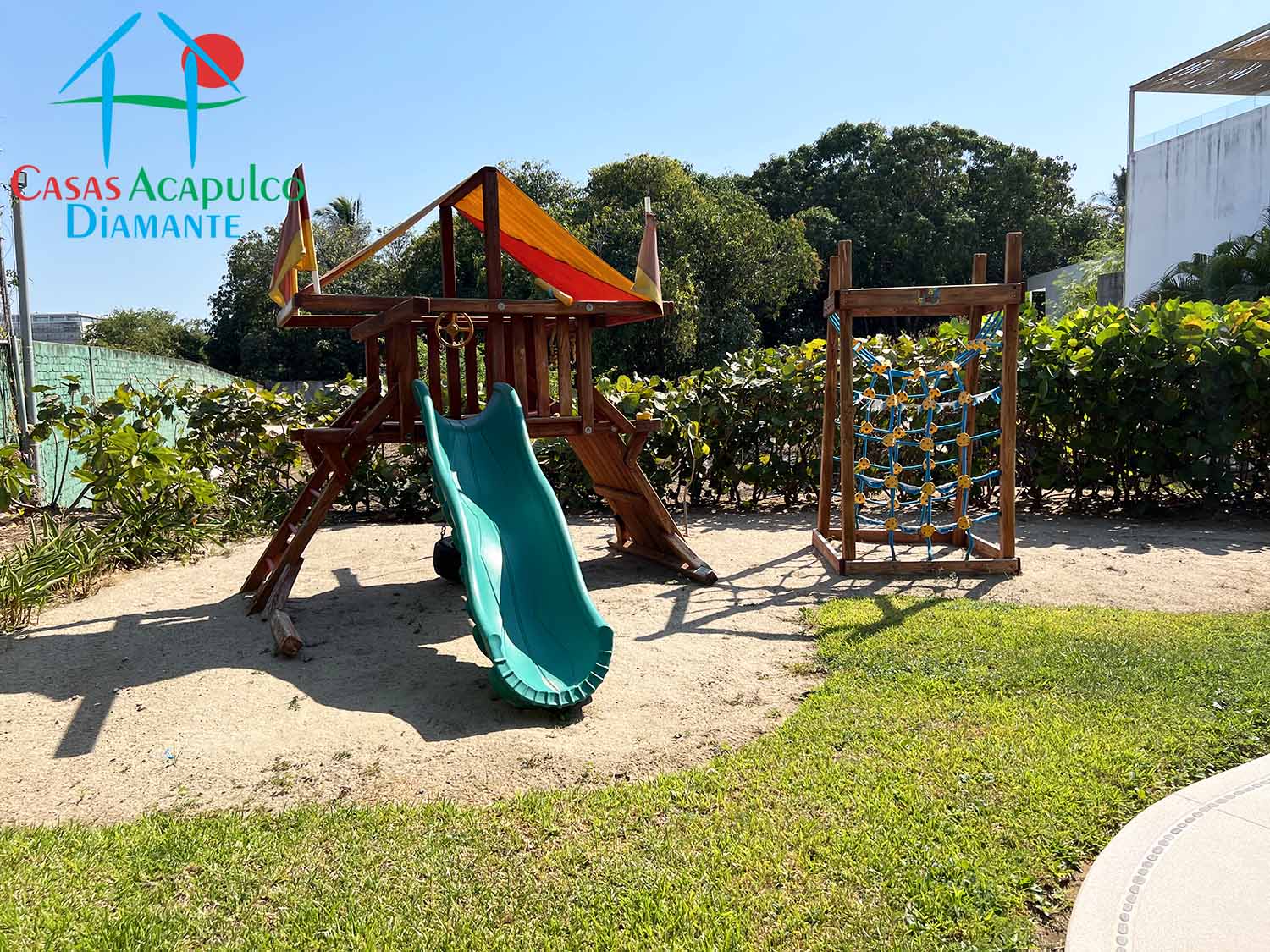 Punta Caracol - Juegos infantiles 1