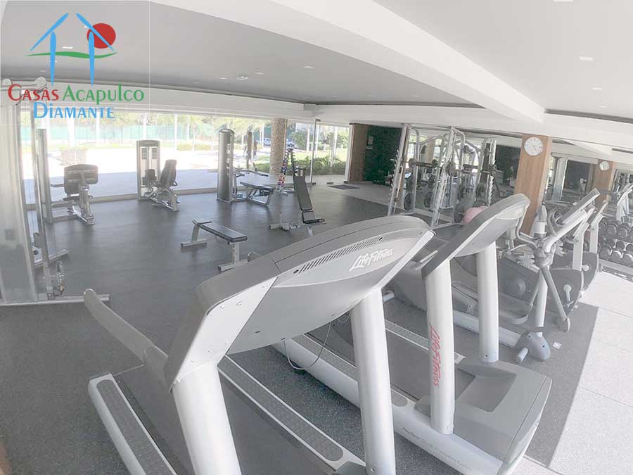 Laguna - Gimnasio 1