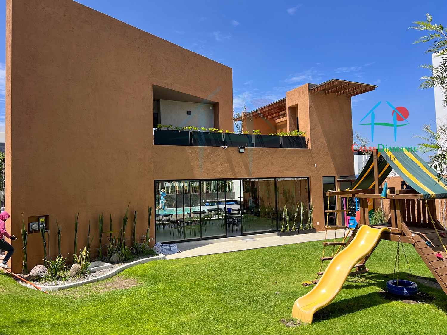 Lomas de Angelópolis III Parque México - Juegos infantiles 1