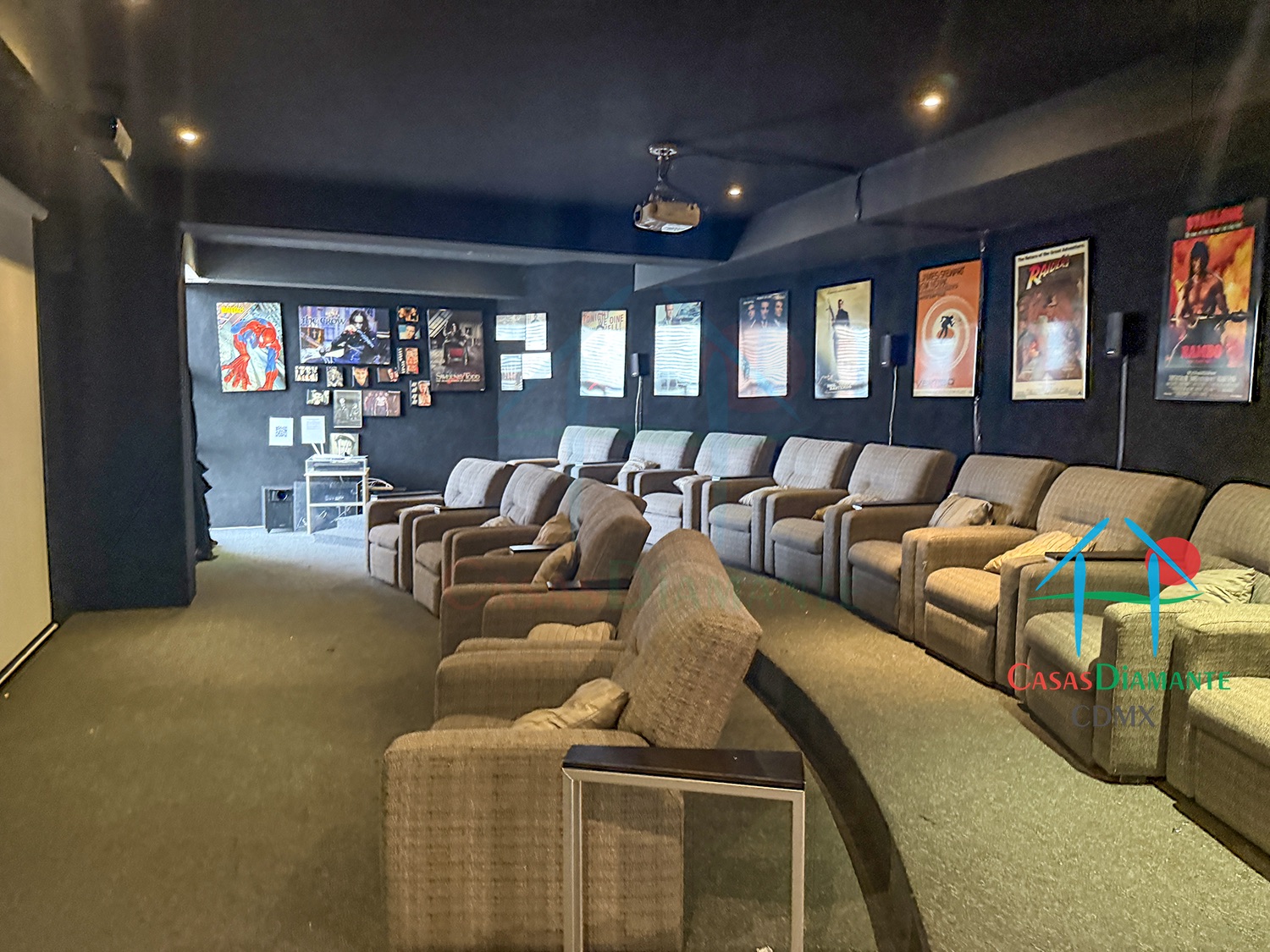 Condominio Las Palmeras - Cine 7