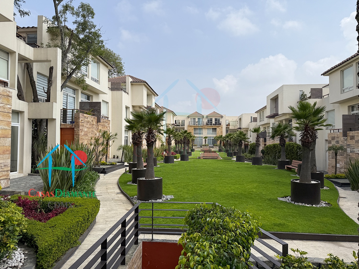 Condominio Las Palmeras