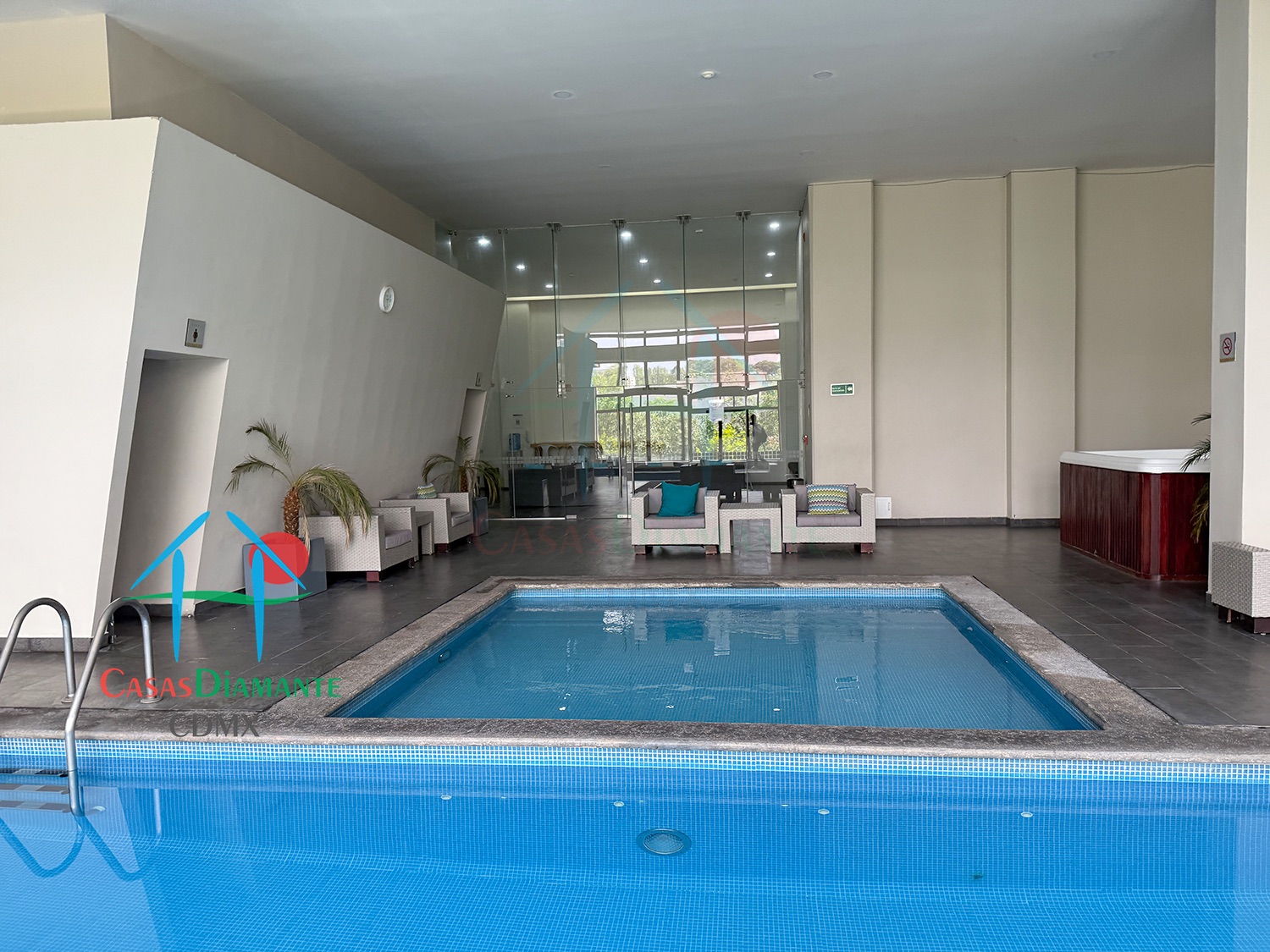 Privada Equus - Alberca 8