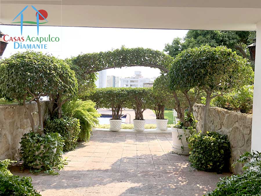 Acapulco Towers - Jardines 2